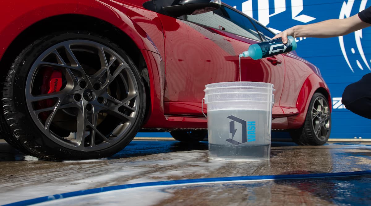 The Benefits of Using Detailing Brushes to Clean your Car