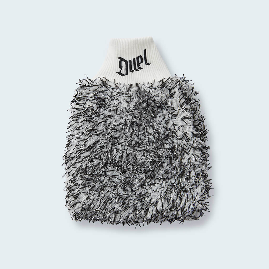 Duel Microfibre Wash Mitt Black with Duel branding